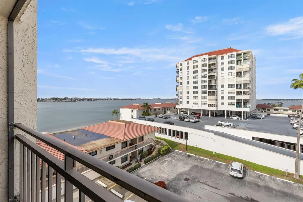 6279 Sun Boulevard St Petersburg FL 33715