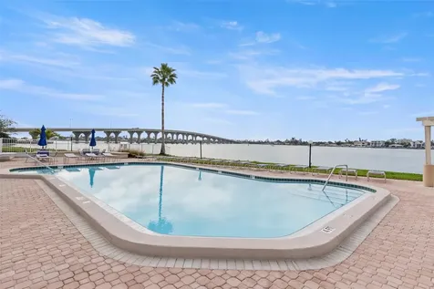 6279 Sun Boulevard St Petersburg FL 33715