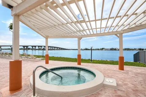 6279 Sun Boulevard St Petersburg FL 33715