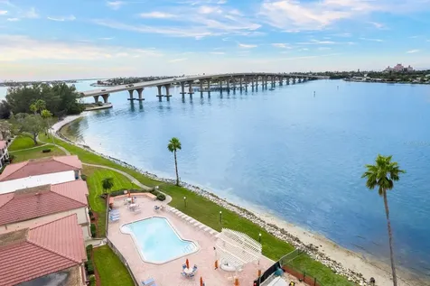 6279 Sun Boulevard St Petersburg FL 33715