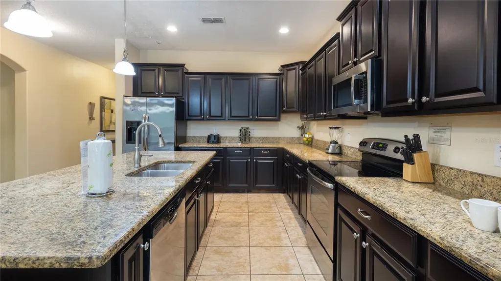 2977 Buccaneer Palm Road Kissimmee FL 34747