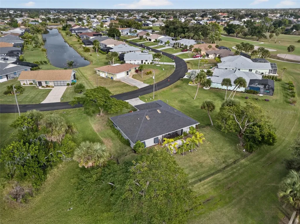 36 Bunker Lane Rotonda West FL 33947