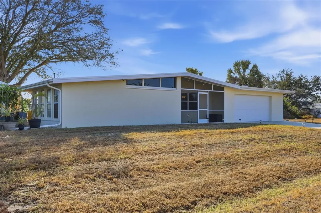 3492 Discovery Drive Punta Gorda FL 33983
