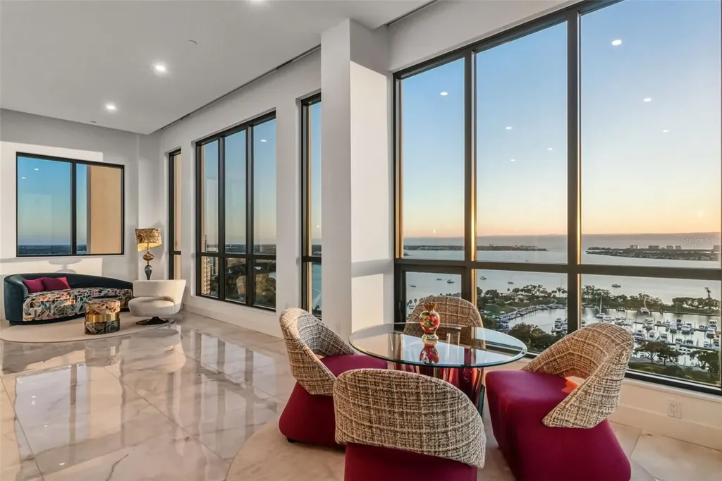 33 S Palm Avenue Sarasota FL 34236