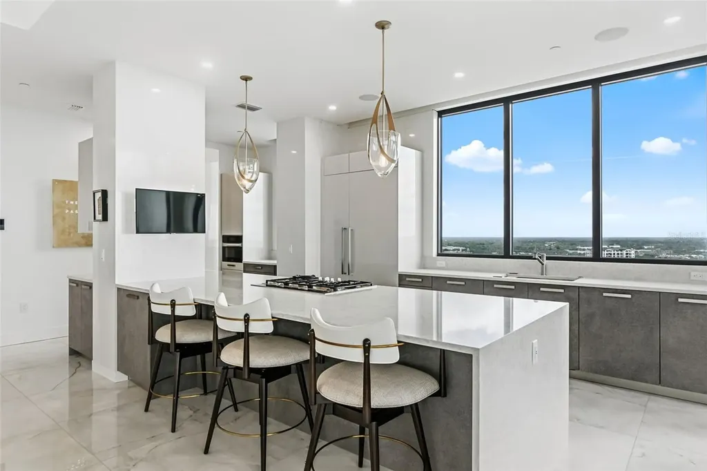 33 S Palm Avenue Sarasota FL 34236