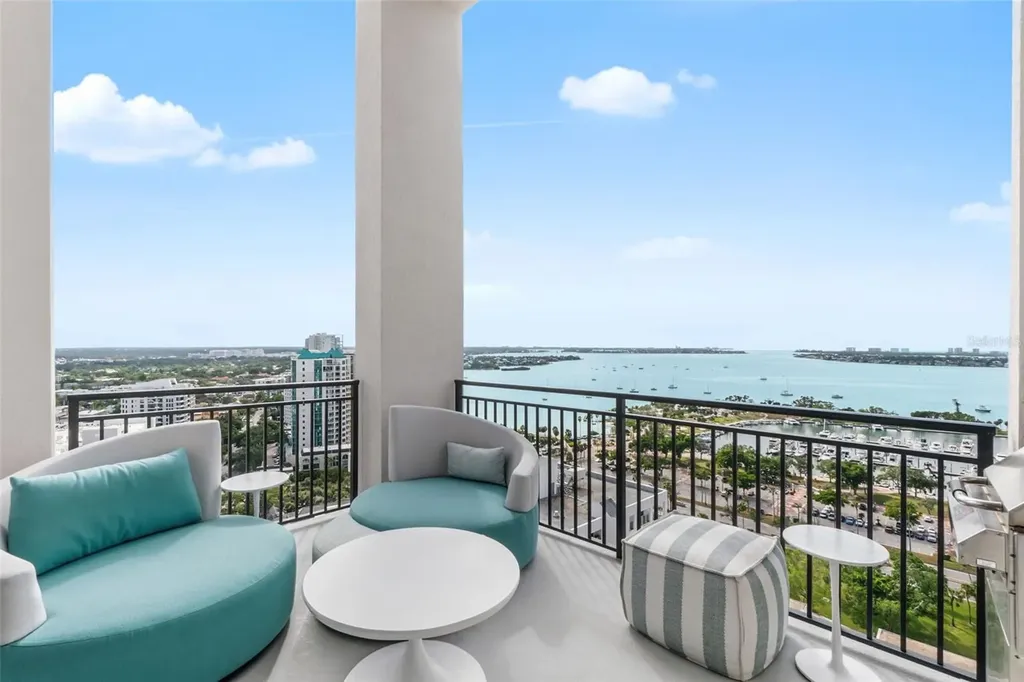 33 S Palm Avenue Sarasota FL 34236