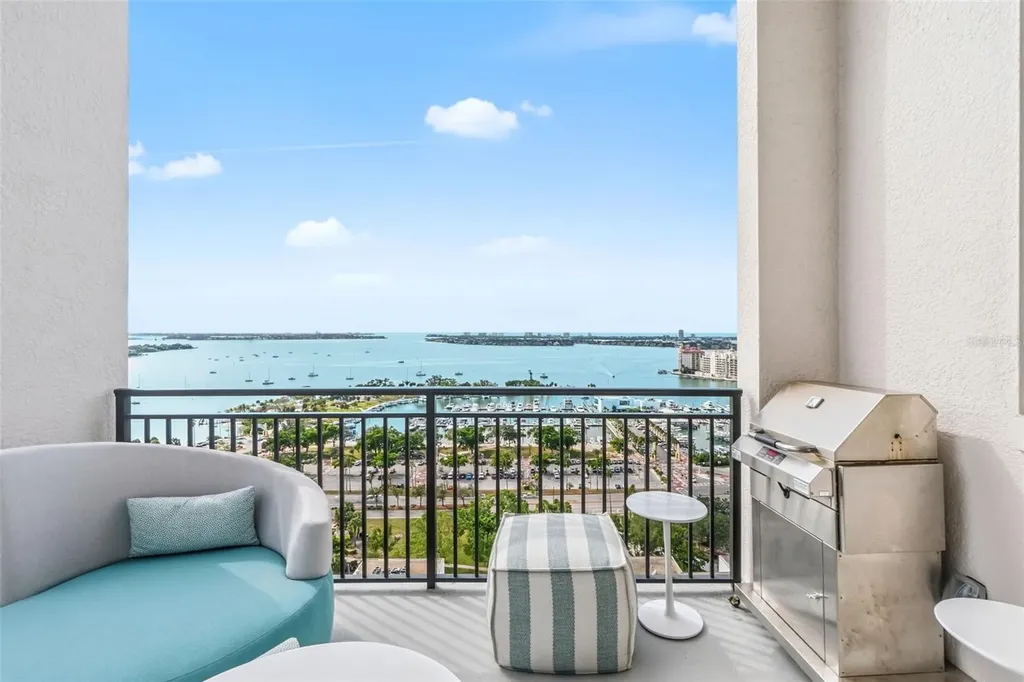 33 S Palm Avenue Sarasota FL 34236
