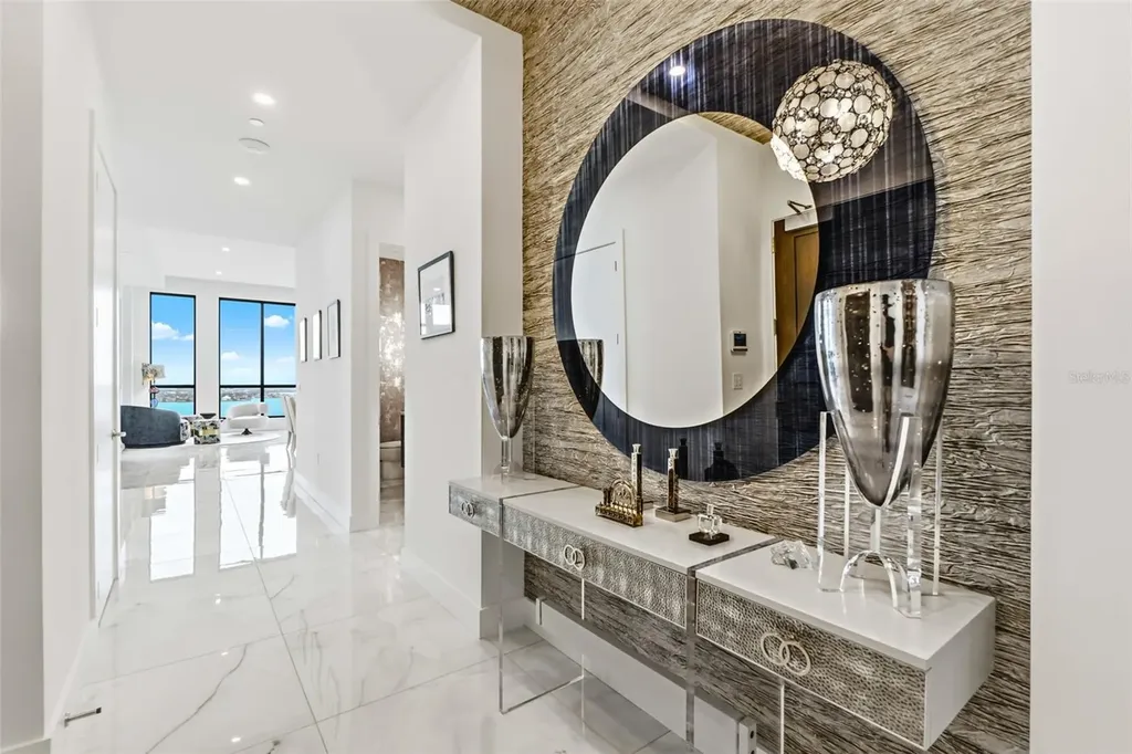 33 S Palm Avenue Sarasota FL 34236