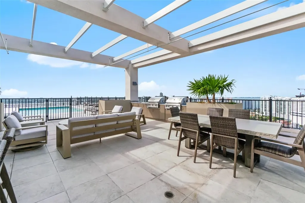 33 S Palm Avenue Sarasota FL 34236