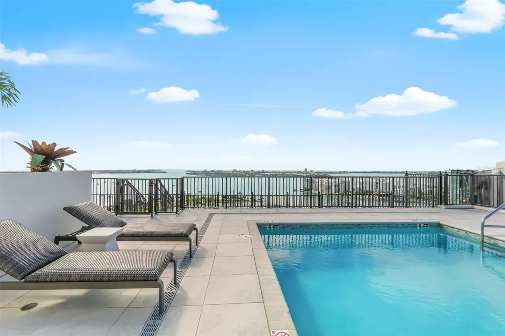 33 S Palm Avenue Sarasota FL 34236