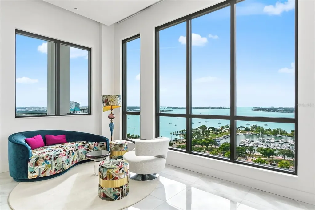33 S Palm Avenue Sarasota FL 34236