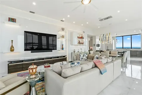 33 S Palm Avenue Sarasota FL 34236