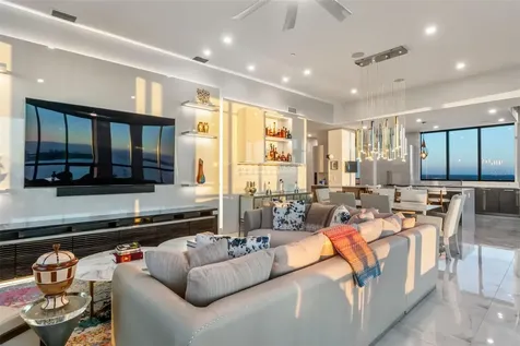 33 S Palm Avenue Sarasota FL 34236