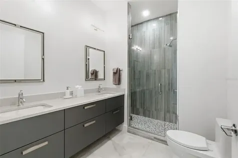 33 S Palm Avenue Sarasota FL 34236