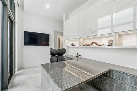 33 S Palm Avenue Sarasota FL 34236