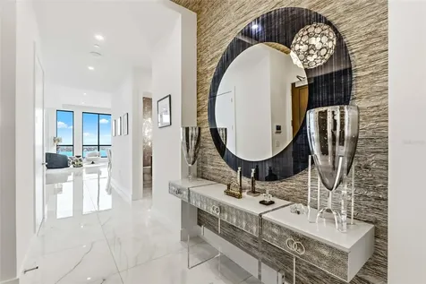 33 S Palm Avenue Sarasota FL 34236