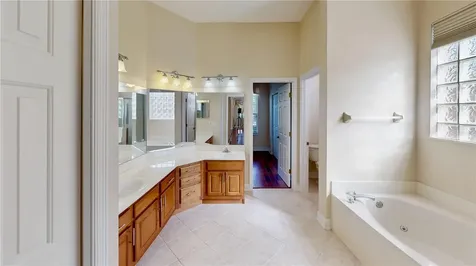 586 Huntington Pines Drive Ocoee FL 34761