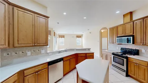 586 Huntington Pines Drive Ocoee FL 34761