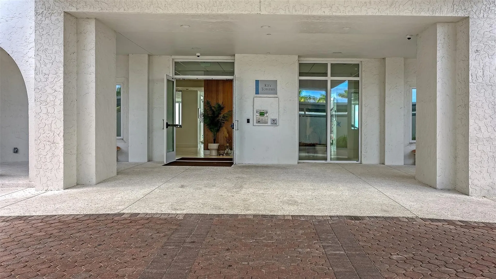 1750 Benjamin Franklin Drive Sarasota FL 34236