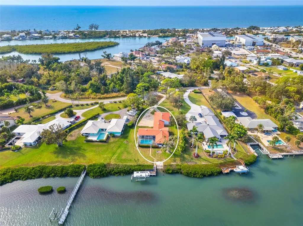 211 Louella Lane Nokomis FL 34275
