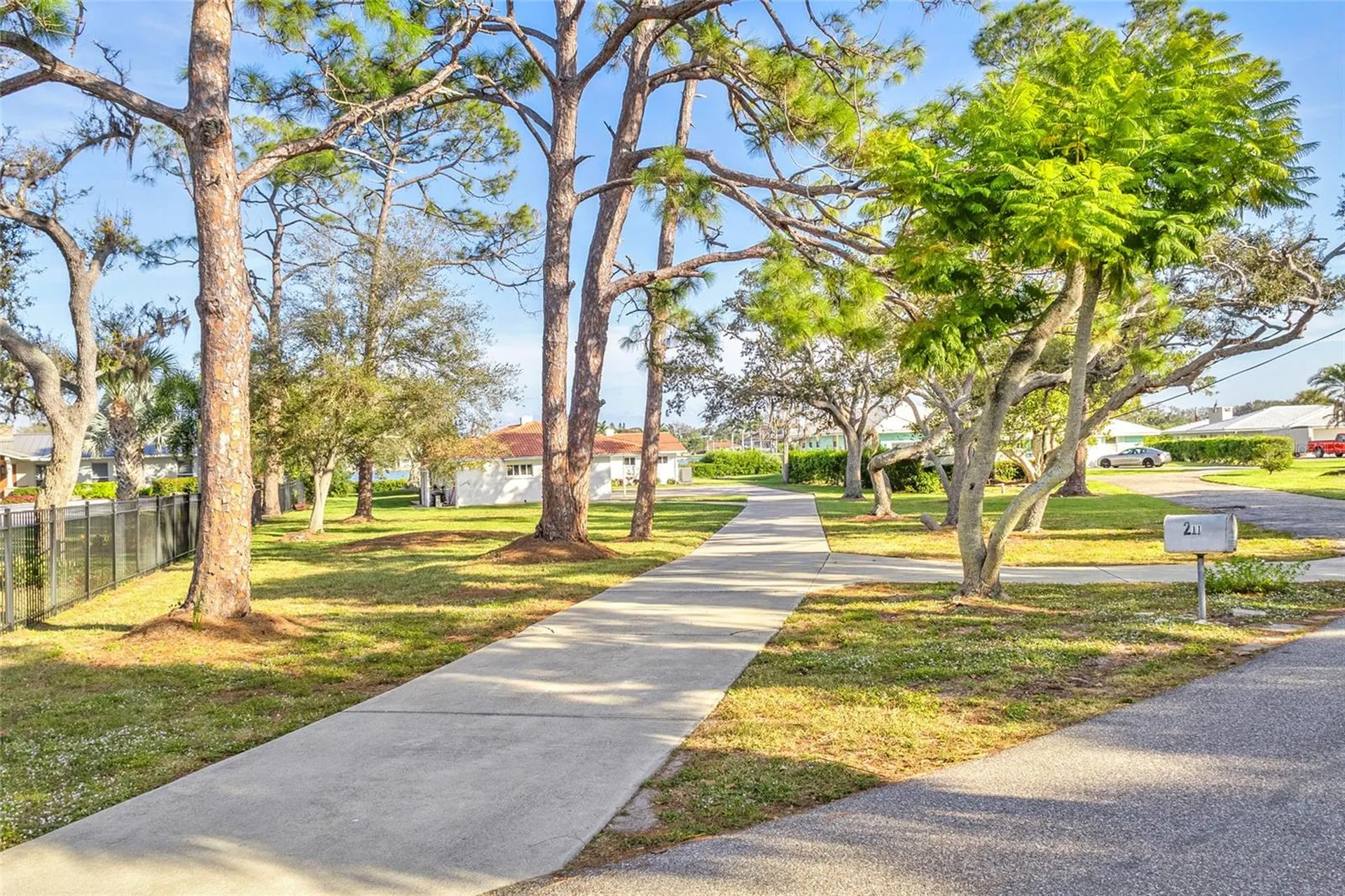 211 Louella Lane Nokomis FL 34275