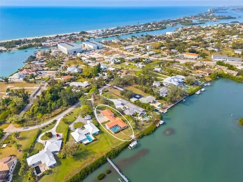 211 Louella Lane Nokomis FL 34275