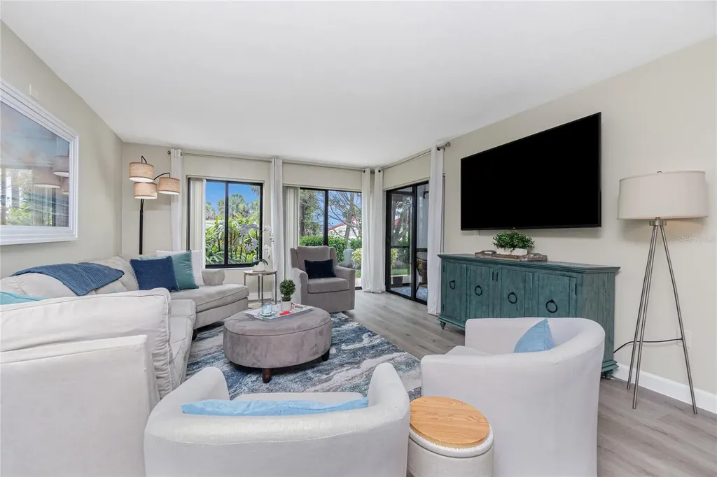 2955 N Beach Road Englewood FL 34223