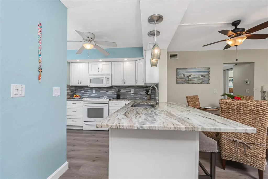 2955 N Beach Road Englewood FL 34223