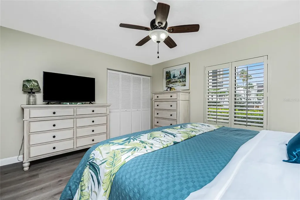 2955 N Beach Road Englewood FL 34223