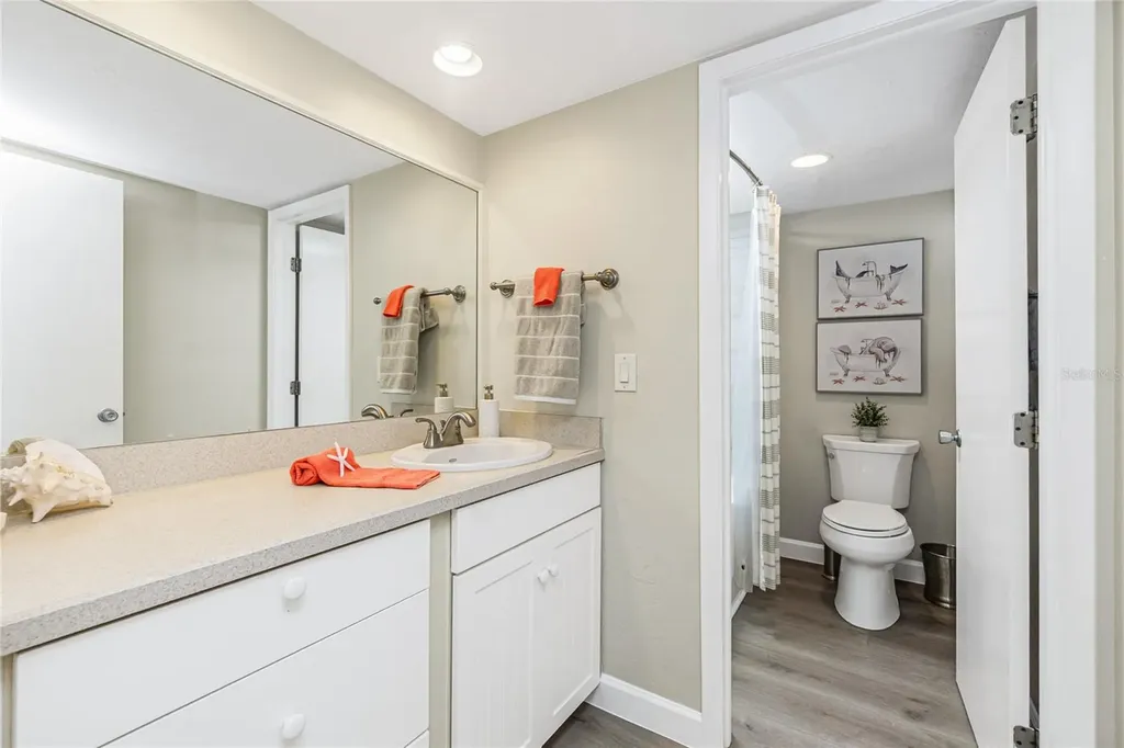 2955 N Beach Road Englewood FL 34223