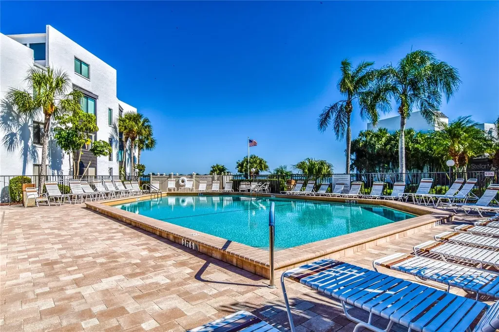 2955 N Beach Road Englewood FL 34223