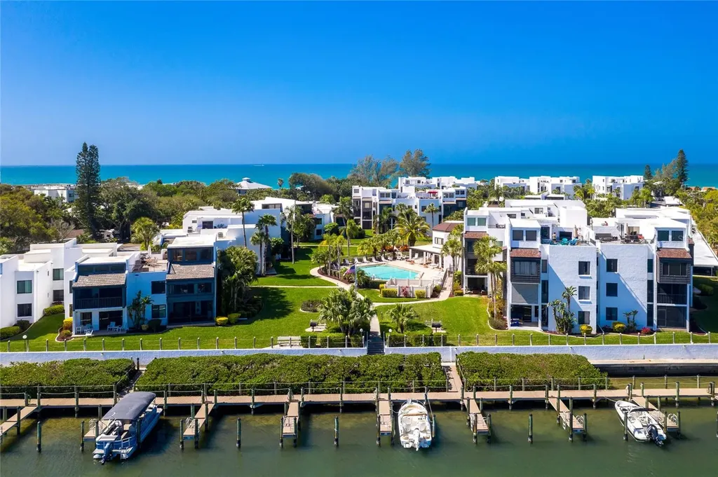 2955 N Beach Road Englewood FL 34223