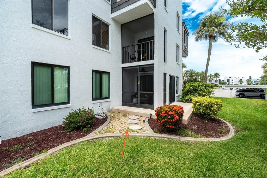 2955 N Beach Road Englewood FL 34223
