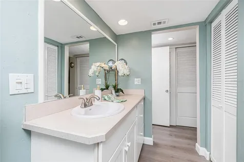 2955 N Beach Road Englewood FL 34223
