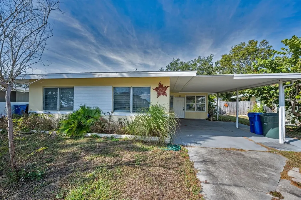 2476 Coronado Way Dunedin FL 34698