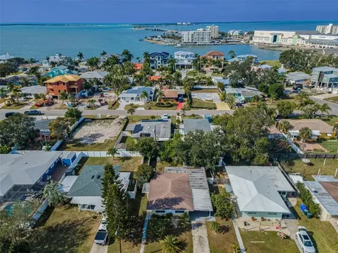 2476 Coronado Way Dunedin FL 34698