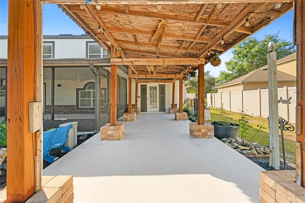 31834 Parkdale Leesburg FL 34748