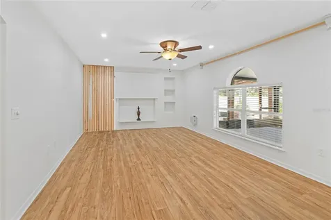 31834 Parkdale Leesburg FL 34748