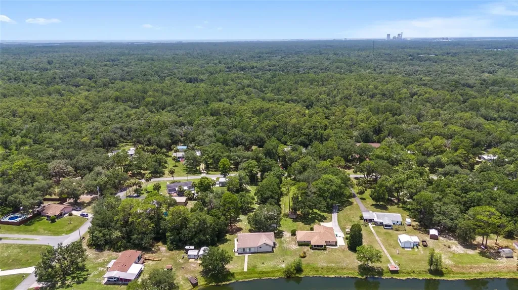 10220 W Pamondeho Circle Crystal River FL 34428