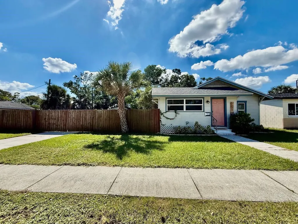 2120 46th Avenue N St Petersburg FL 33714