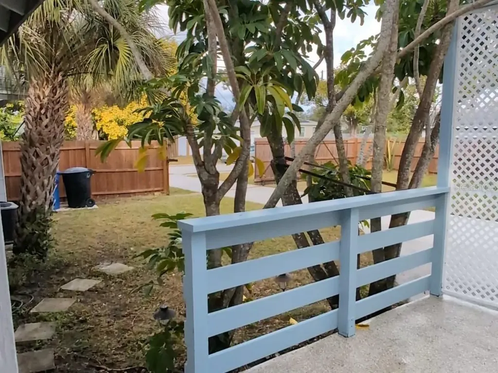 2120 46th Avenue N St Petersburg FL 33714