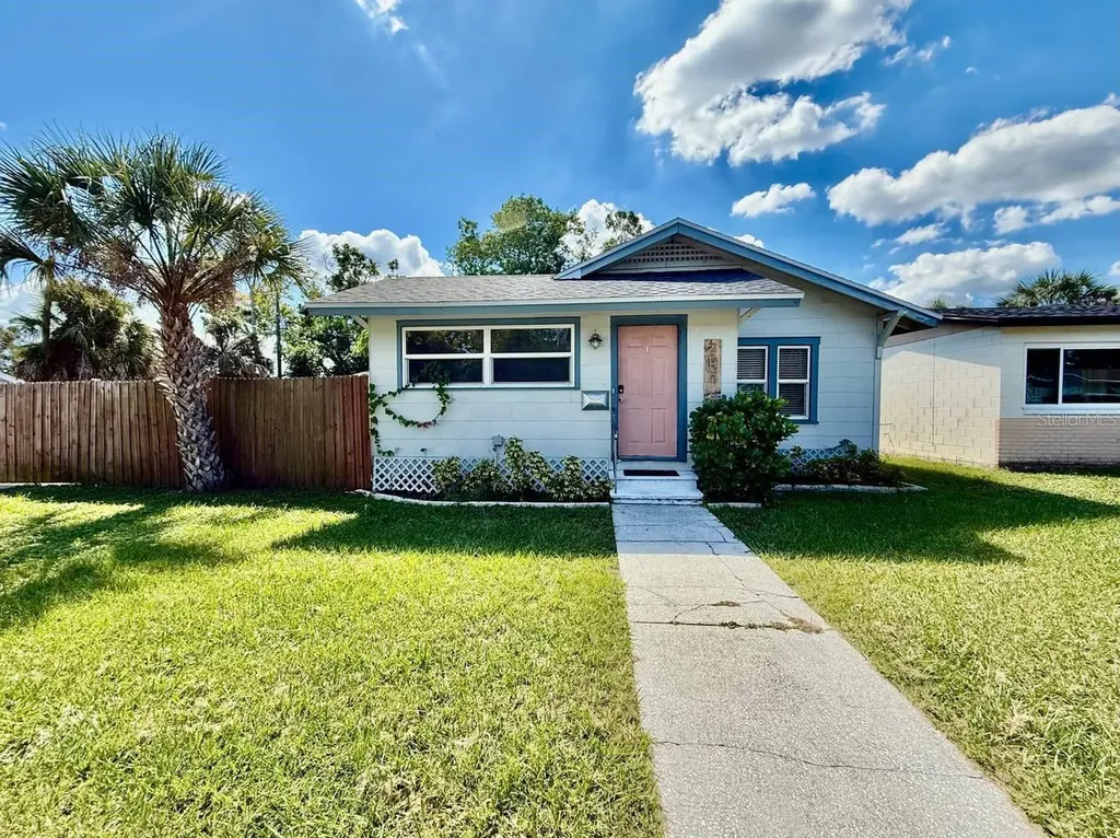 2120 46th Avenue N St Petersburg FL 33714