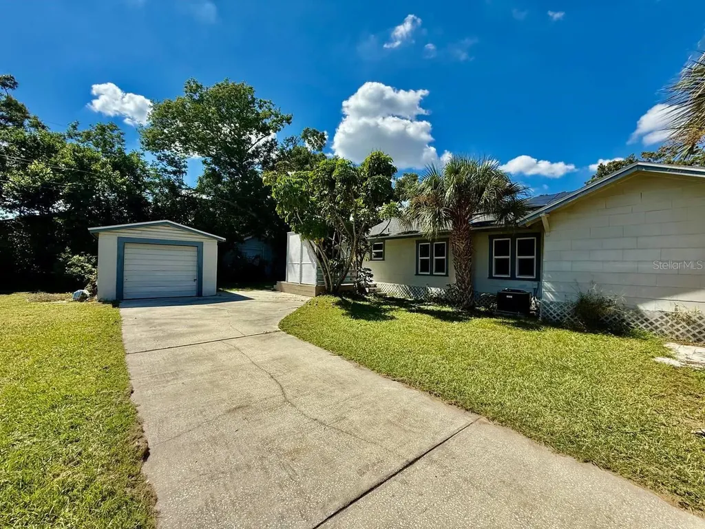 2120 46th Avenue N St Petersburg FL 33714