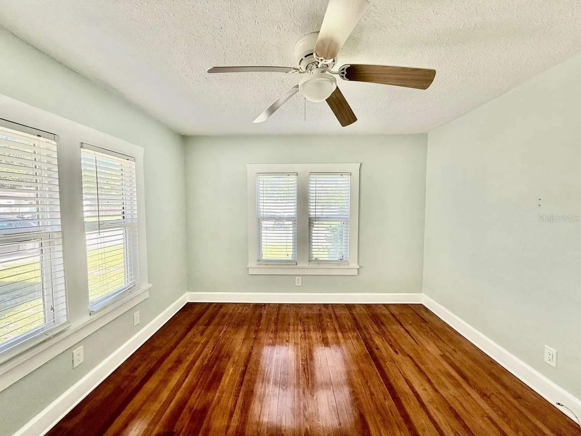 2120 46th Avenue N St Petersburg FL 33714