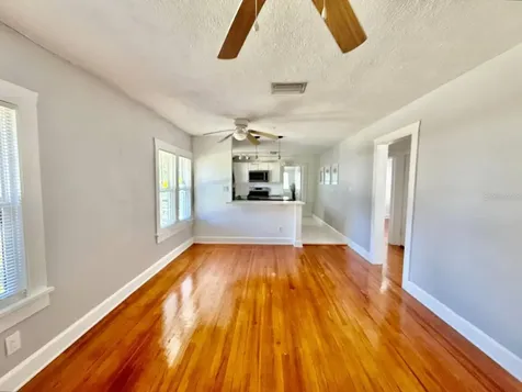 2120 46th Avenue N St Petersburg FL 33714