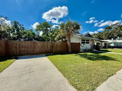 2120 46th Avenue N St Petersburg FL 33714