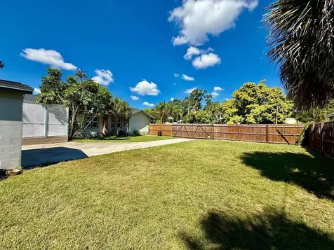 2120 46th Avenue N St Petersburg FL 33714