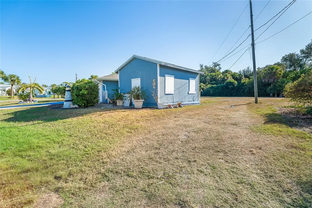 896 Clearview Drive Port Charlotte FL 33953