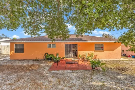 1642 Horseshoe Terrace Deltona FL 32738