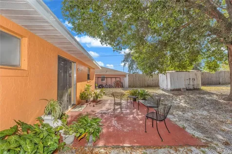 1642 Horseshoe Terrace Deltona FL 32738